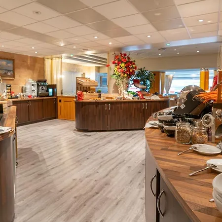 Badhotel Scheveningen 3*